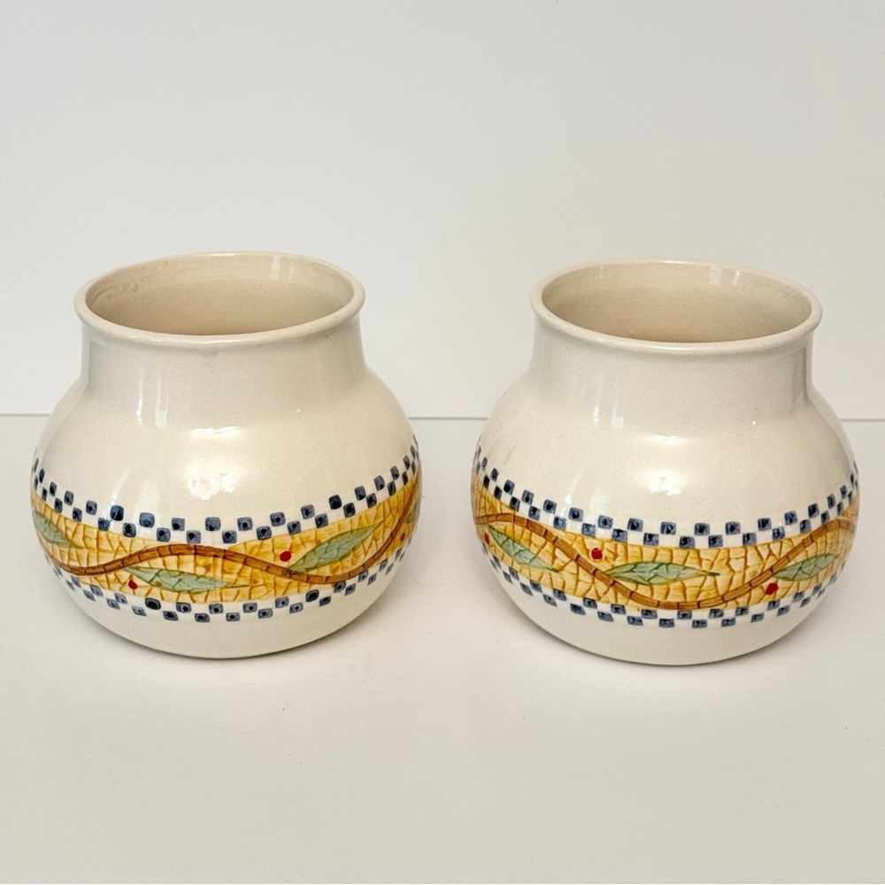 Vintage Ceramic Vases | Store Utensils